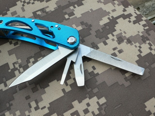 American Jeep blu color multifunctional combination pliers knife blue color UD06040